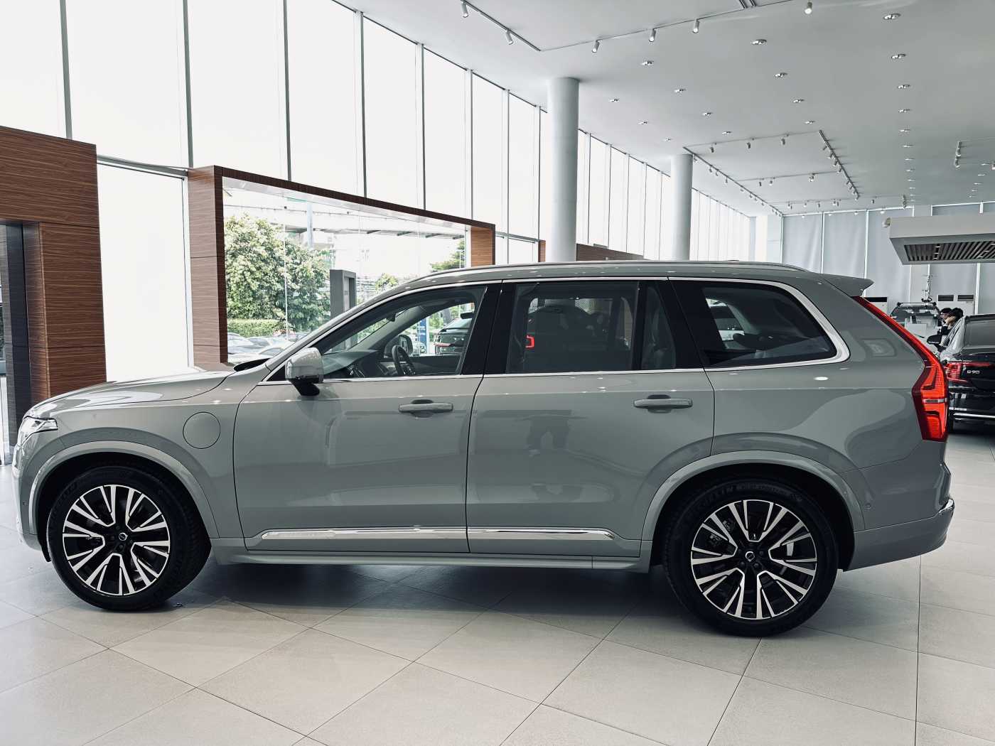 Volvo  XC90 Ultra T8 Plug-in Hybrid Bright