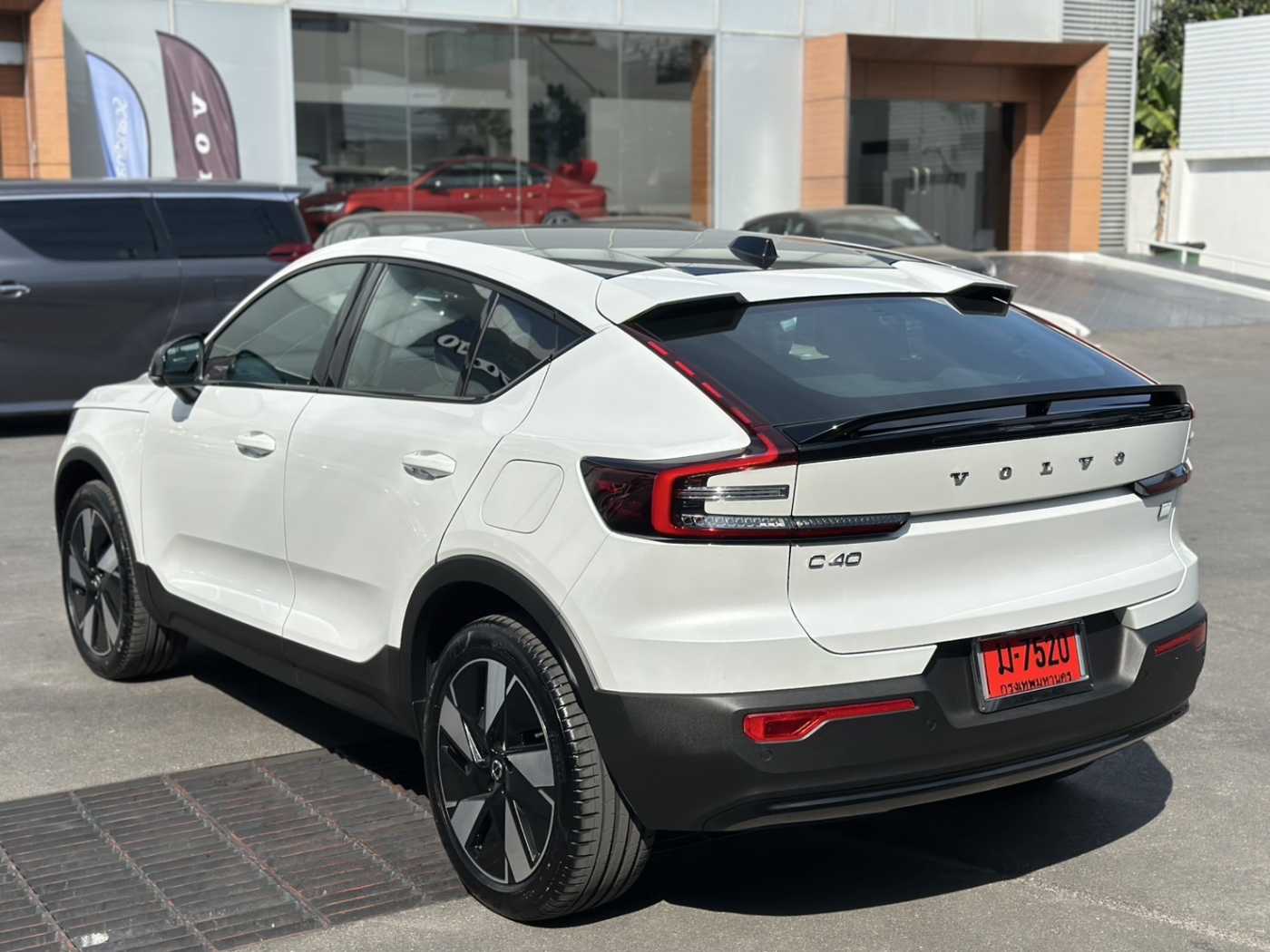 Volvo  C40 Recharge Pure Electric Single