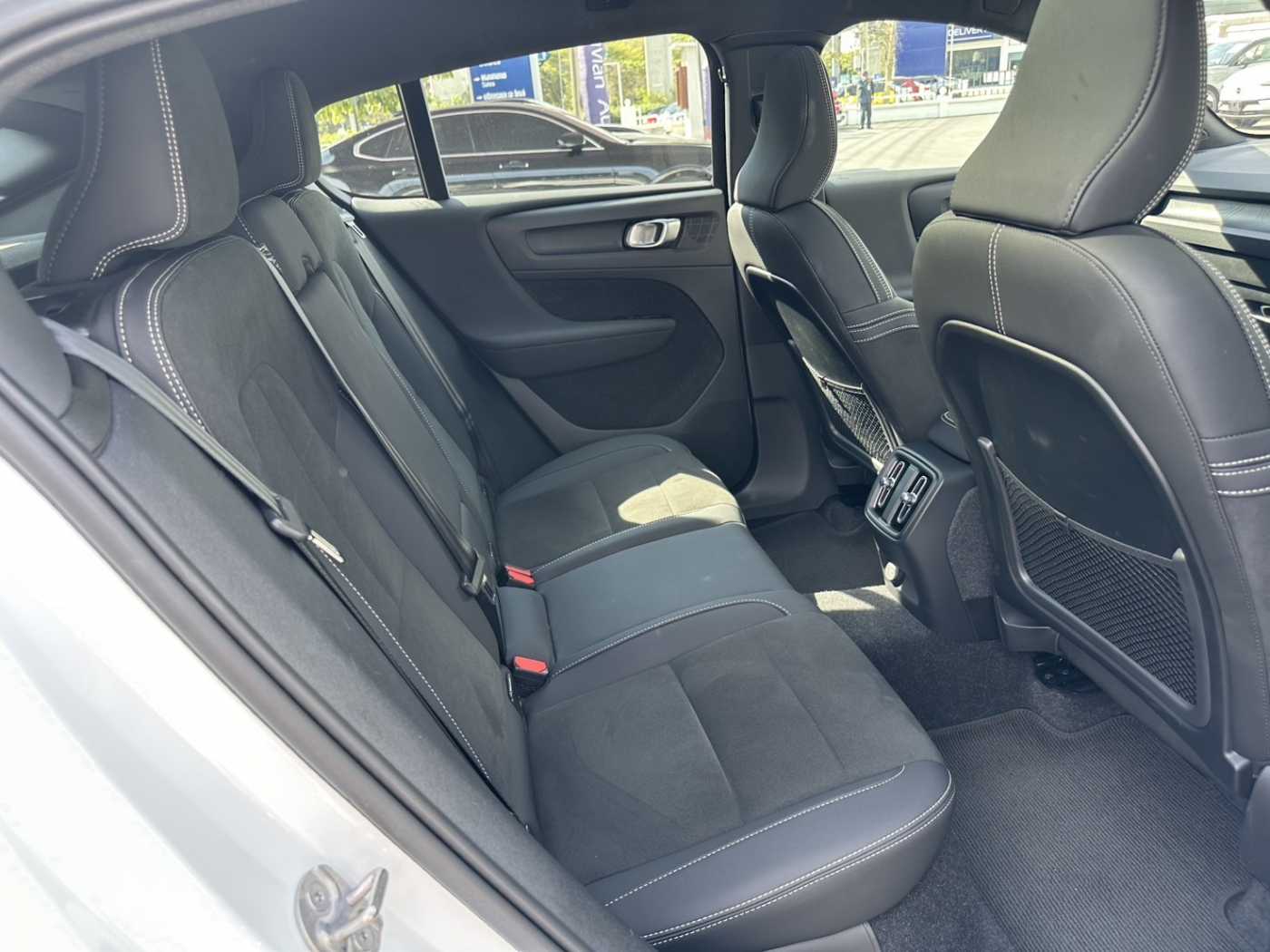 Volvo  C40 Recharge Pure Electric Single