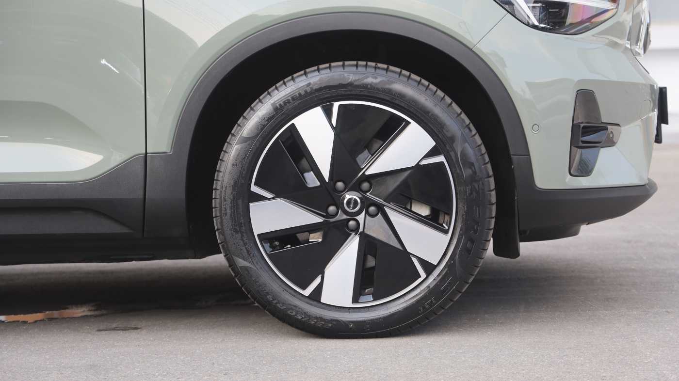 Volvo Recharge Pure Electric - single motor