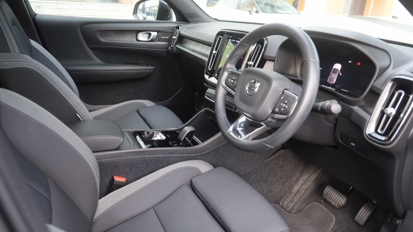 Volvo Recharge Pure Electric - single motor