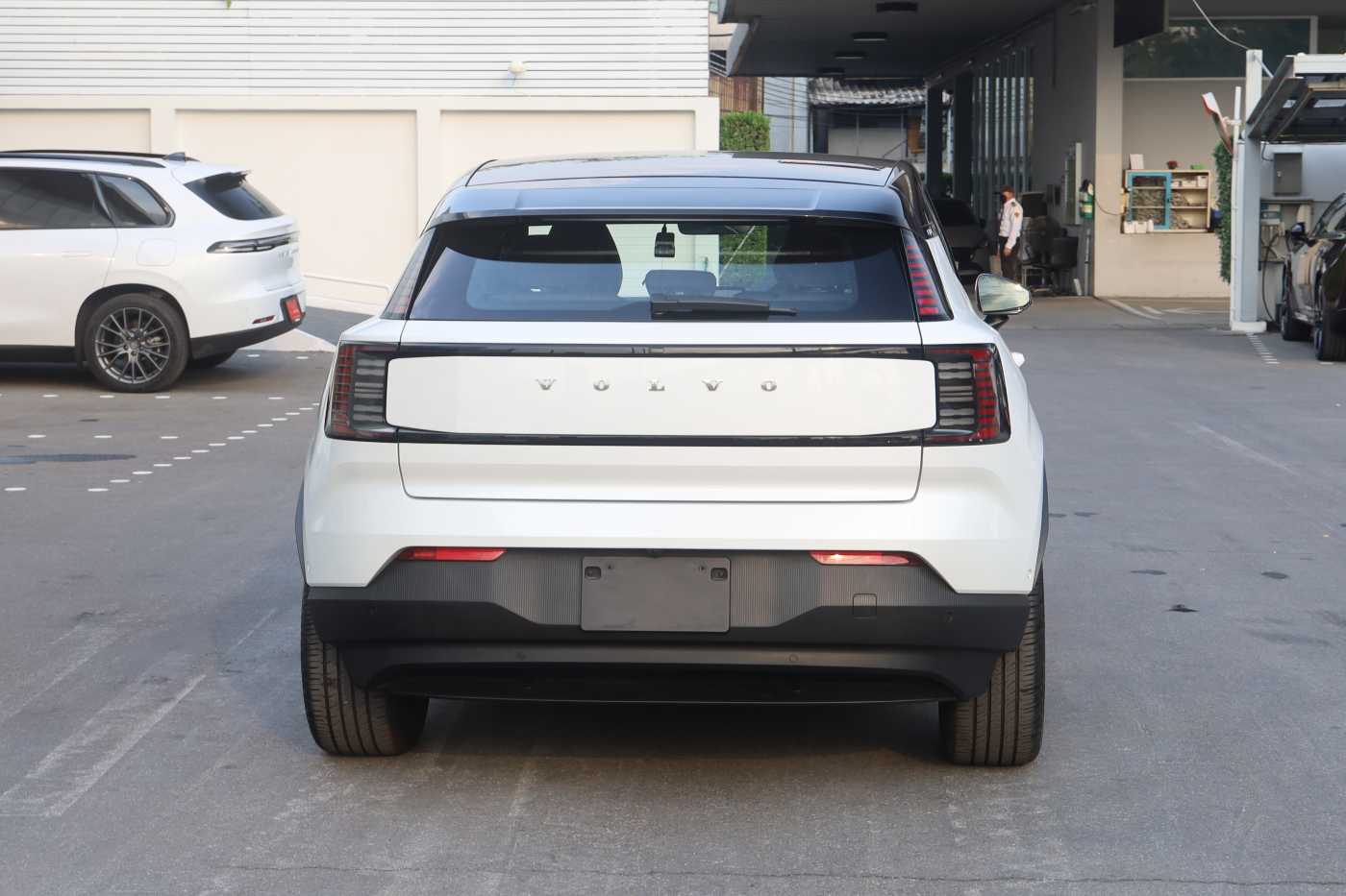 Volvo Ultra - Twin Motor Performance