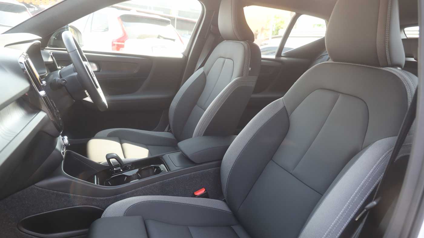 Volvo  Ultra - Single Motor