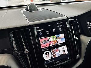 Volvo  XC60 – Ultra T8 Plug-in Hybrid Bright