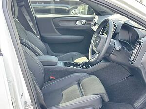 Volvo  C40 Recharge Pure Electric Single