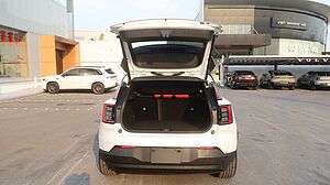 Volvo Ultra - Twin Motor Performance