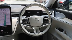 Volvo Ultra - Twin Performance 6 seats