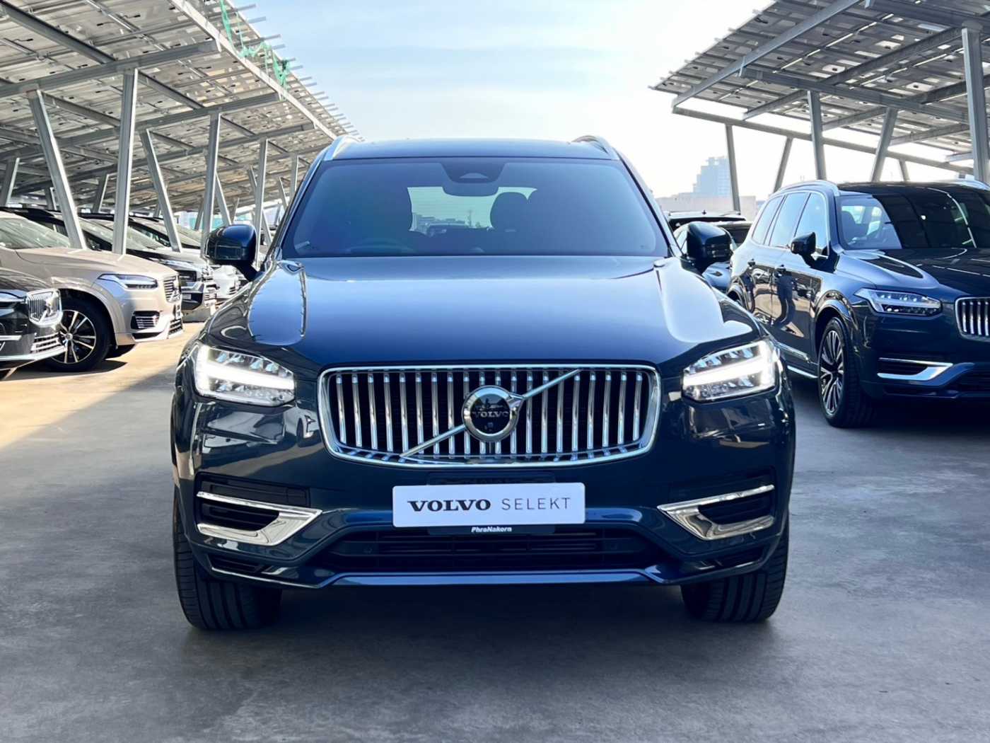 Volvo  Recharge Ultimate, T8 AWD ปลั๊กอินไฮบริด, ไฟฟ้า/เบนซิน, Bright, 7 ที่นั่ง