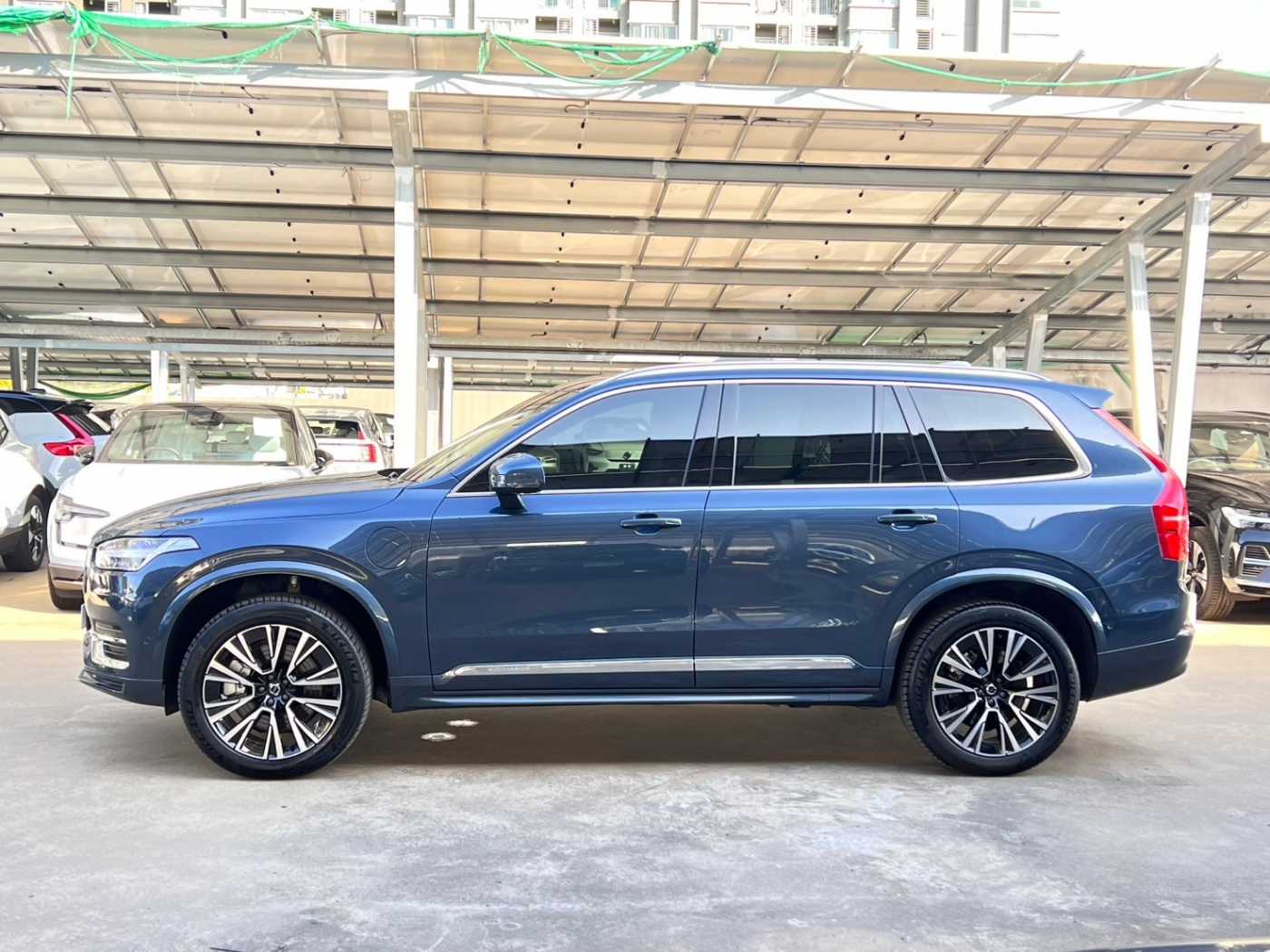 Volvo  Recharge Ultimate, T8 AWD ปลั๊กอินไฮบริด, ไฟฟ้า/เบนซิน, Bright, 7 ที่นั่ง