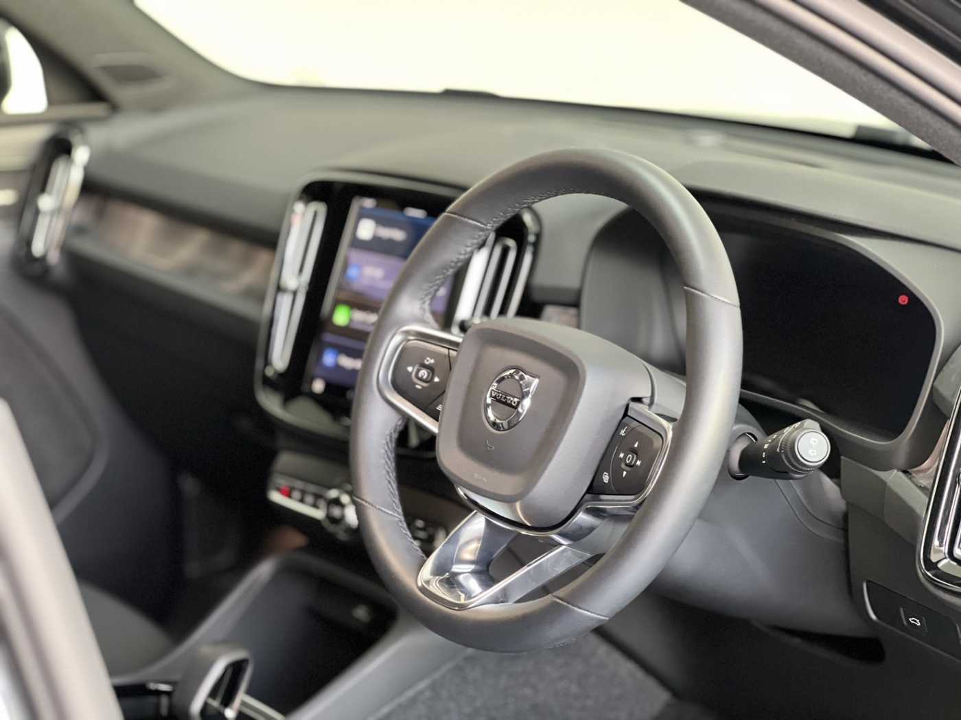 Volvo  Ultra - Twin Motor