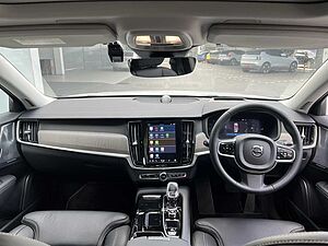 Volvo  Recharge Ultimate, T8 AWD ปลั๊กอินไฮบริด, ไฟฟ้า/เบนซิน, Bright