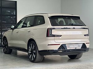 Volvo Ultra - Twin Performance 6 seats