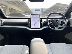 Volvo  Ultra - Twin Motor Performance