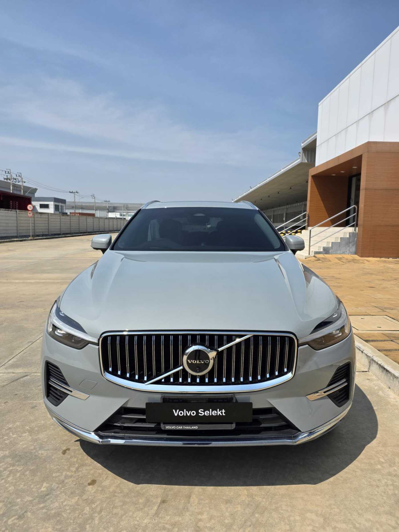 Volvo  Ultra - T8 Plug-in Hybrid Bright (MY25)
