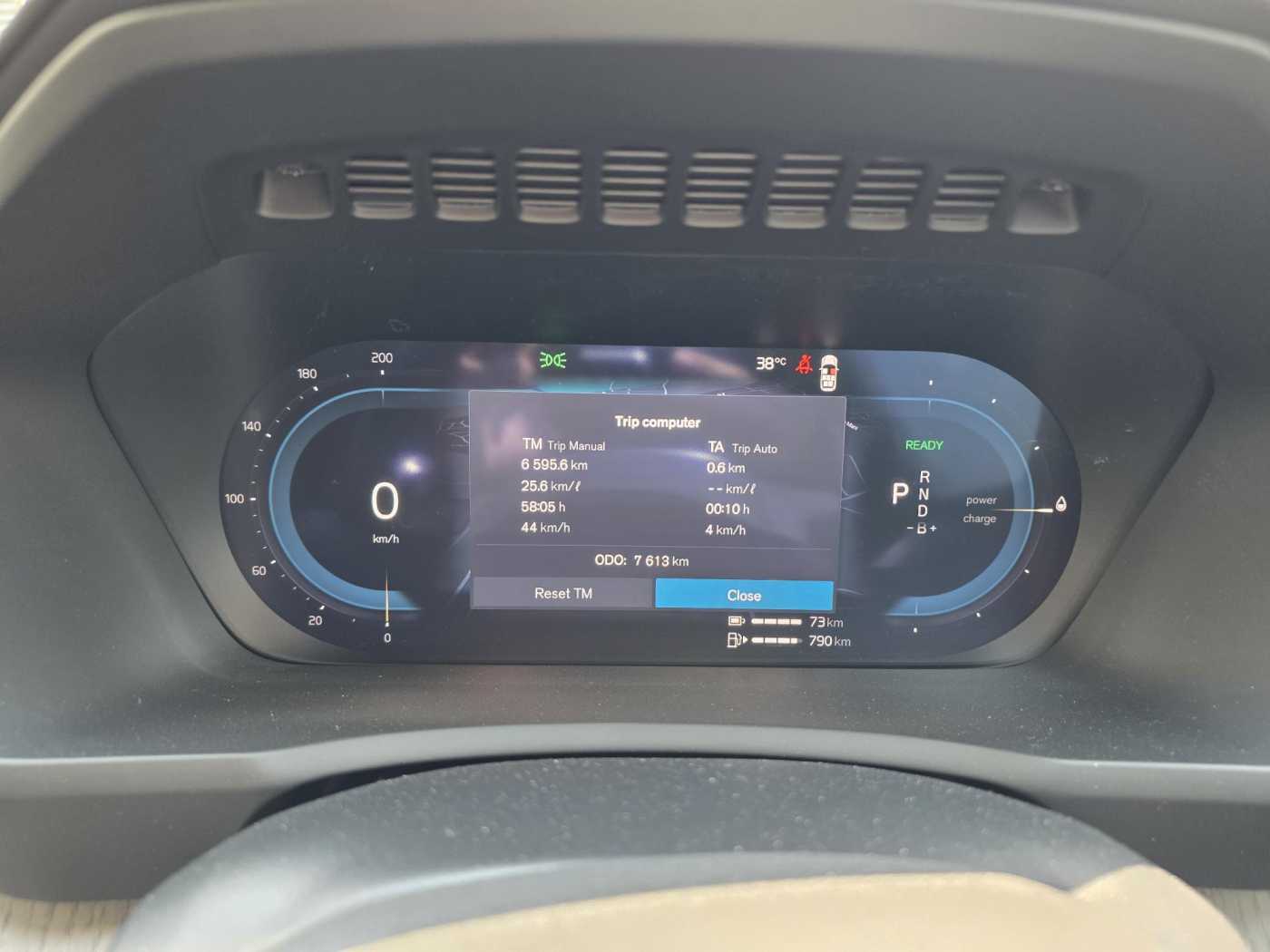 Volvo Ultra - T8 Plug-in Hybrid Bright (MY25)