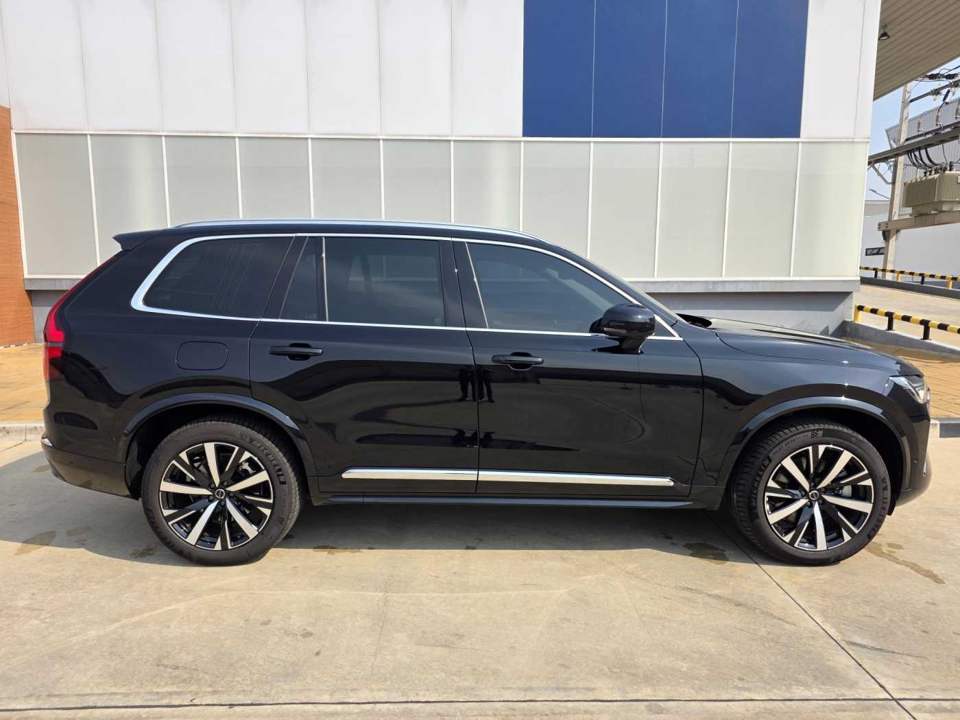 Volvo Ultra - T8 Plug-in Hybrid Bright (MY25)