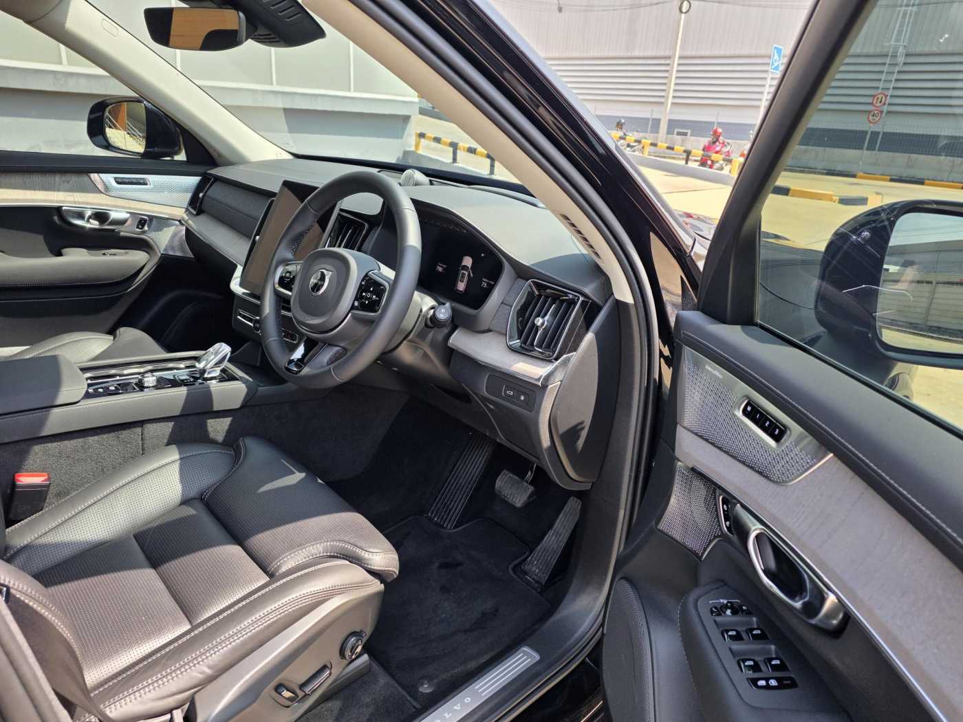 Volvo Ultra - T8 Plug-in Hybrid Bright (MY25)