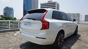 Volvo  XC90 Recharge Ultimate T8 plug in hybrid Bright MY24 (462 hp)