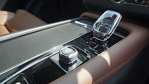 Volvo  Recharge Ultimate T8 plug in hybrid Bright (MY24) (462hp) (Special offer)